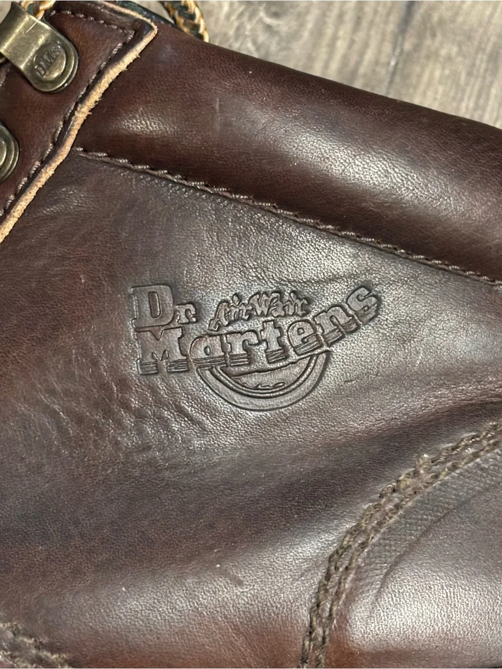 Vintage Dr.Martens 8287 Chunky Grizzly Leather Combat Boots Men’s size 9 ENGLAND